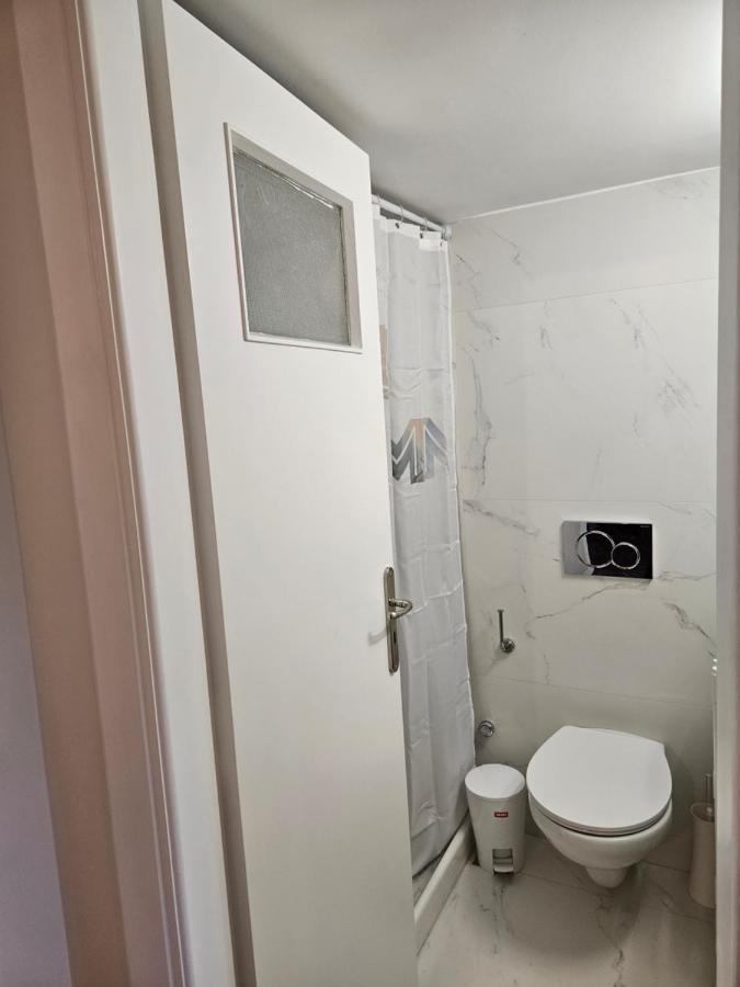 F23 Apartment Атина Екстериор снимка